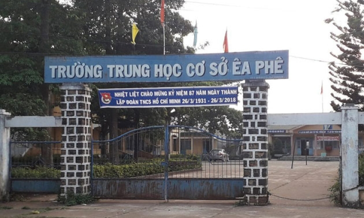 Khởi tố nguyên Hiệu trưởng nhận hàng trăm triệu đồng tiền “chạy việc”