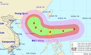 Siêu bão Yutu giật trên cấp 17 hướng vào Biển Đông