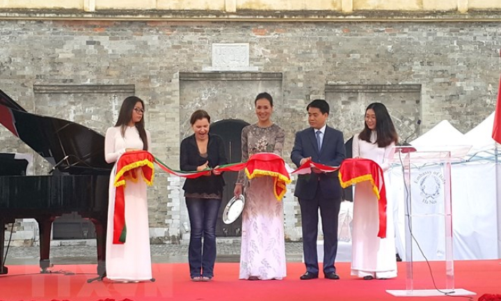 Khai mạc Hội chợ văn hóa “Quảng trường Italia 2018” trong lòng Hà Nội