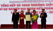 Trao 76 giải báo chí “Vì sự nghiệp Đại đoàn kết toàn dân tộc” lần thứ 13