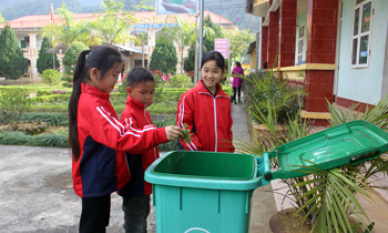 Quan tâm công tác vệ sinh môi trường và nước sạch trong trường học