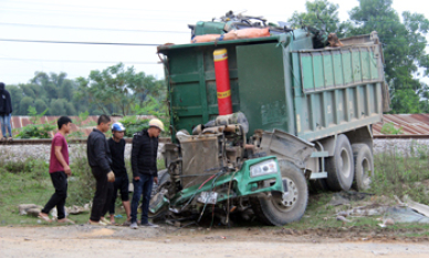 Cảnh báo tai nạn giao thông đường sắt