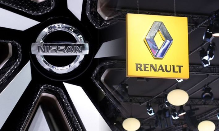 Pháp hối thúc Nhật Bản chấp nhận kế hoạch sáp nhập Renault-Nissan