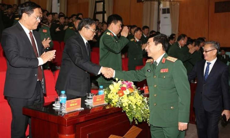 Bộ Quốc phòng kỷ niệm 70 năm Ngày thành lập Quân đội nhân dân Lào
