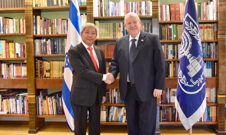 Đại sứ Việt Nam chào từ biệt Tổng thống Israel