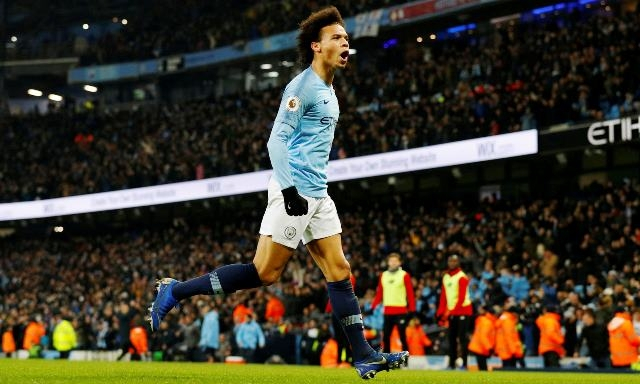 Man City đánh bại Liverpool 2-1