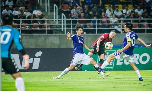 Văn Quyết lập công giúp Hà Nội vượt qua Bangkok United