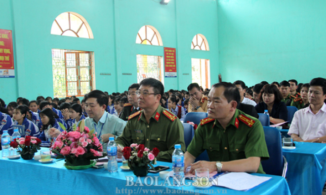 Trường THPT Hữu Lũng phát động phong trào “Toàn dân bảo vệ an ninh Tổ quốc”