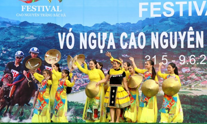 Khai mạc festival vó ngựa cao nguyên trắng Bắc Hà năm 2019