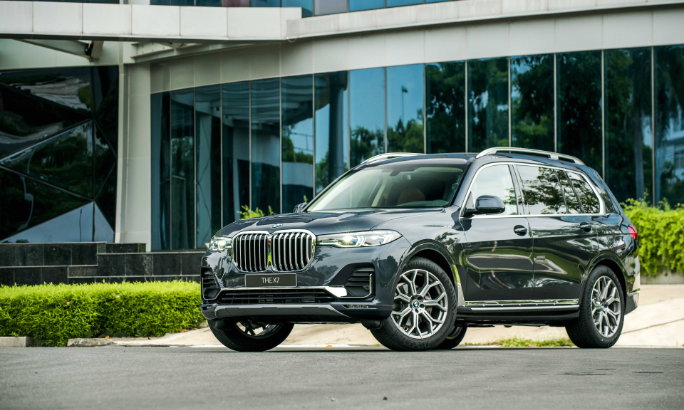 BMW X7 mới chính thức ra mắt tại Việt Nam