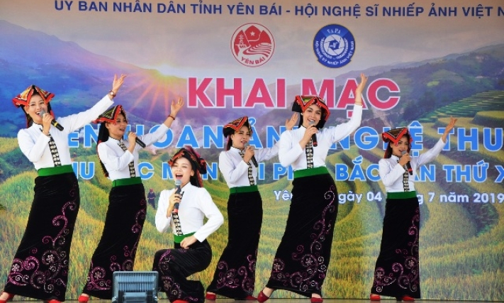 Khai mạc Liên hoan ảnh nghệ thuật khu vực miền núi phía bắc