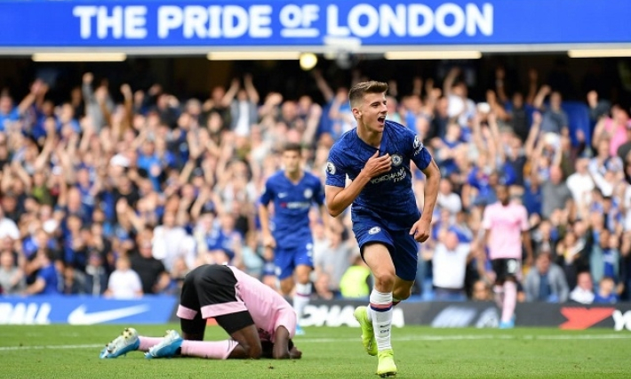 Chelsea hòa nhạt nhòa Leicester 1-1 trên sân nhà