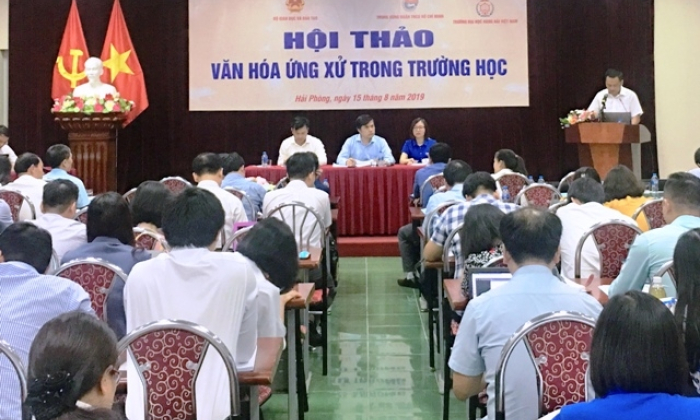 Xây dựng văn hóa ứng xử trong trường học