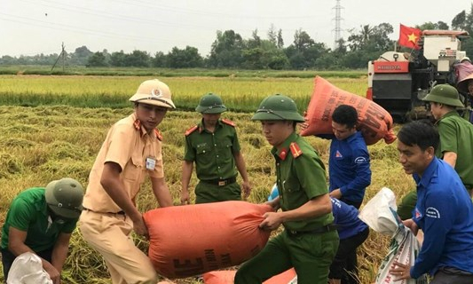 Bão số 4 vào đất liền và suy yếu thành áp thấp nhiệt đới