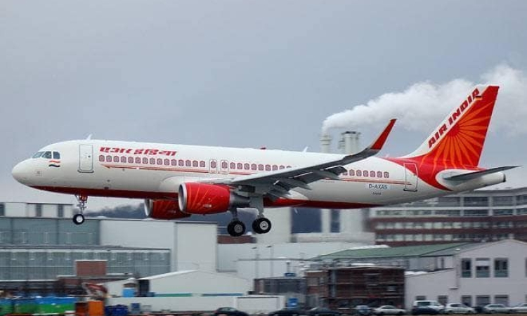 Máy bay của hãng Air India hạ cánh khẩn cấp