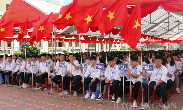 Kiên quyết chống lạm thu trong nhà trường