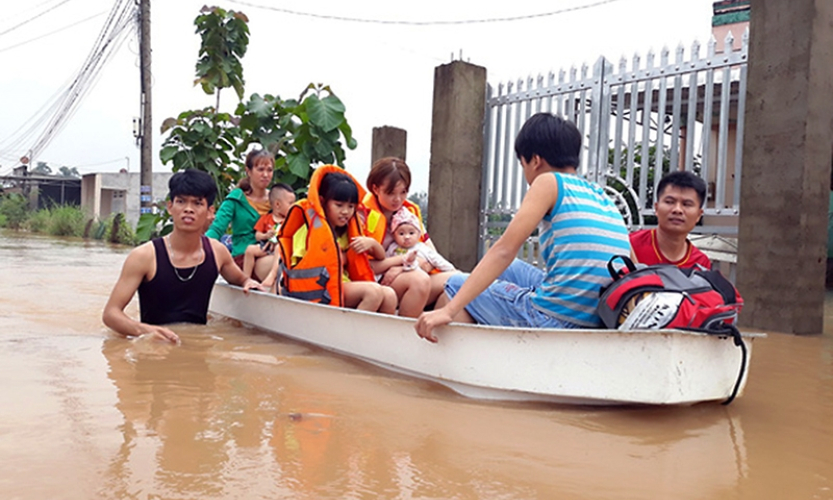 Mưa, lũ, sạt lở gây thiệt hại tại nhiều địa phương