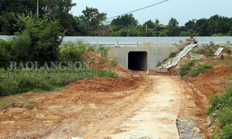 Cao tốc Bắc Giang - Lạng Sơn: Dân khổ vì hầm chui dân sinh