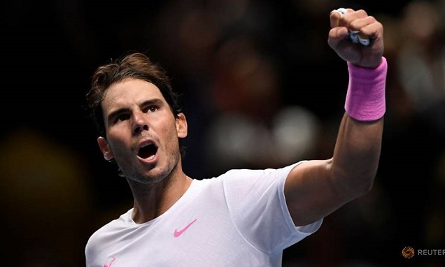 Thắng ngược Medvedev, Nadal thắp hy vọng vào bán kết ATP Finals