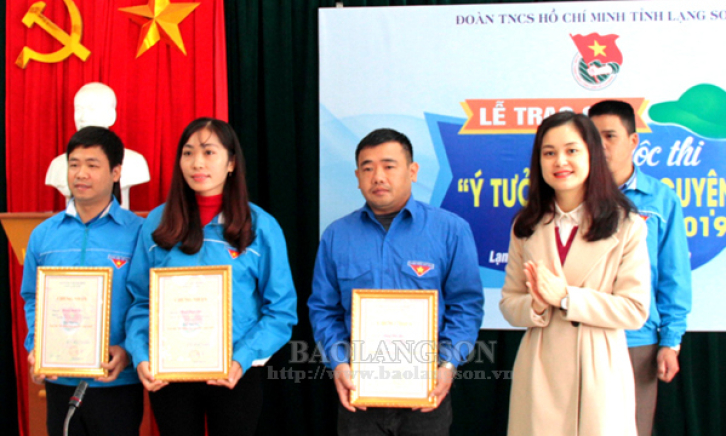 Trao giải cuộc thi “Ý tưởng tình nguyện” năm 2019