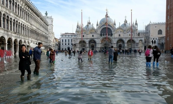 Italy khắc phục hậu quả trận lụt lịch sử tại Venice