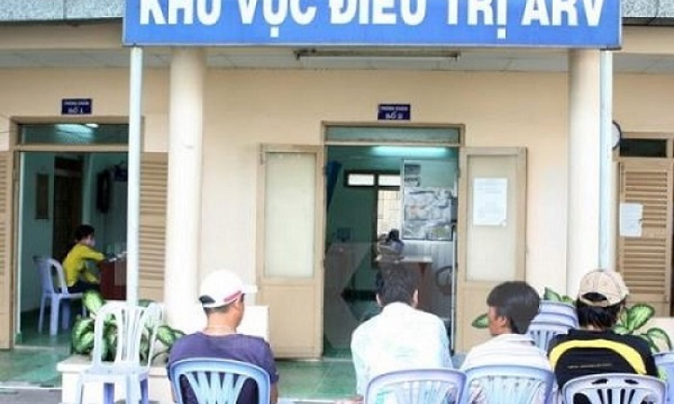 Trên 42.000 bệnh nhân HIV nhận thuốc ARV từ nguồn BHYT