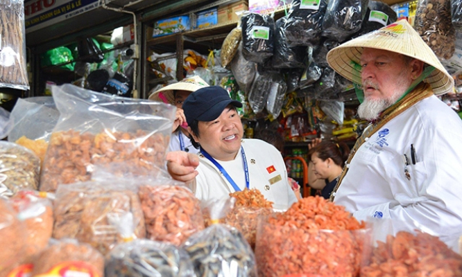 Ăn Tết, chơi Tết cùng hành trình khám phá ẩm thực Việt