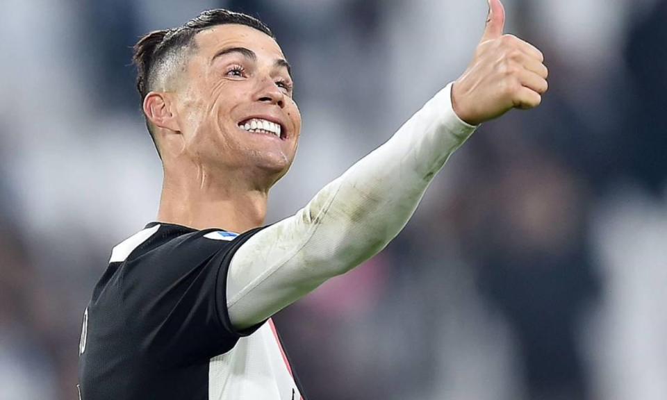 Ronaldo giúp Juventus thắng tưng bừng, Milan vẫn ‘bất lực’ dù có Ibra