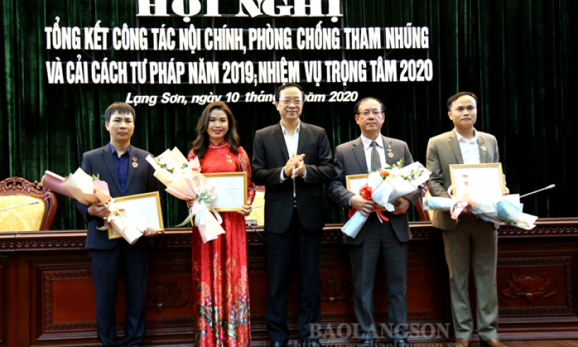 Tổng kết công tác nội chính, phòng chống tham nhũng và cải cách tư pháp năm 2019