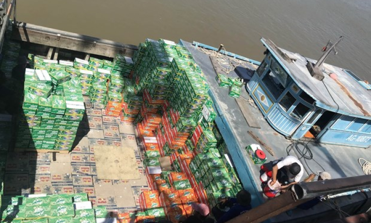 An Giang khởi tố vụ buôn lậu nước giải khát trị giá trên 8 tỷ đồng