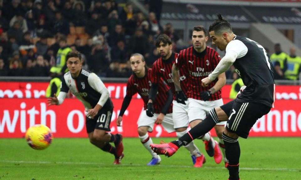 Cristiano Ronaldo lập công, Juventus thoát thua trước AC Milan