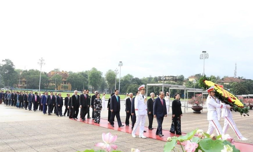 Lãnh đạo Đảng, Nhà nước vào Lăng viếng Chủ tịch Hồ Chí Minh