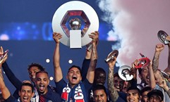 Paris Saint Germain chính thức được trao chức vô địch Ligue 1