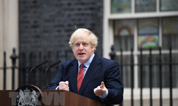 Thủ tướng Anh Boris Johnson tuyên bố vượt qua đỉnh dịch