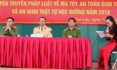 Đa dạng hoá hình thức phổ biến pháp luật cho học sinh