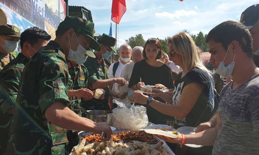 Món ăn Việt - đặc sản tại Army Games 2020