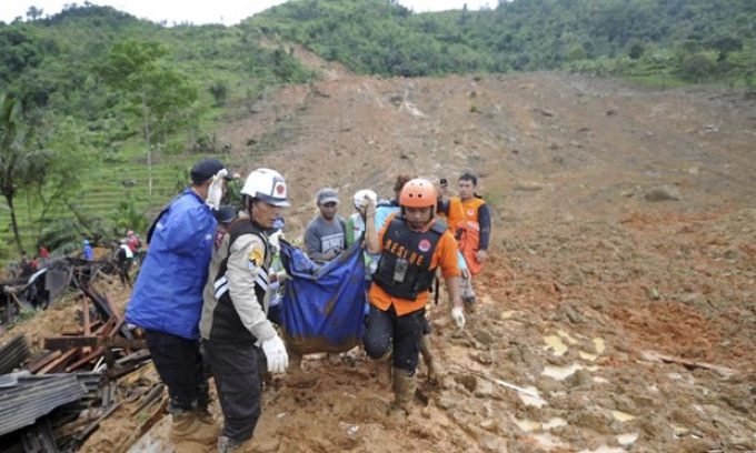 Mưa lớn gây lở đất ở miền Trung Indonesia, nhiều người thiệt mạng