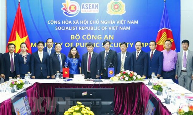 Hội nghị Quan chức cấp cao ASEAN về chống tội phạm xuyên quốc gia