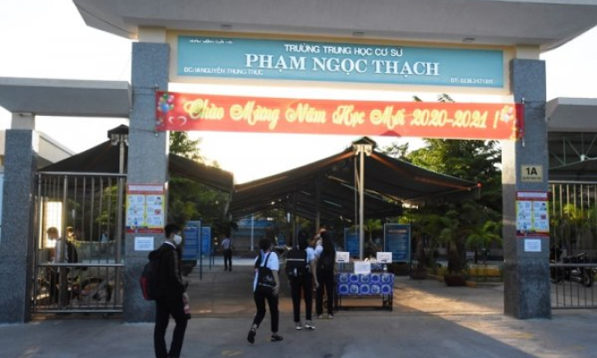 Học sinh Đà Nẵng bước vào năm học mới