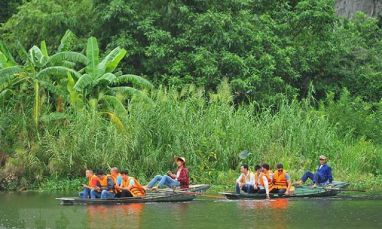 Đẩy mạnh kích cầu du lịch, xây dựng các sản phẩm hấp dẫn