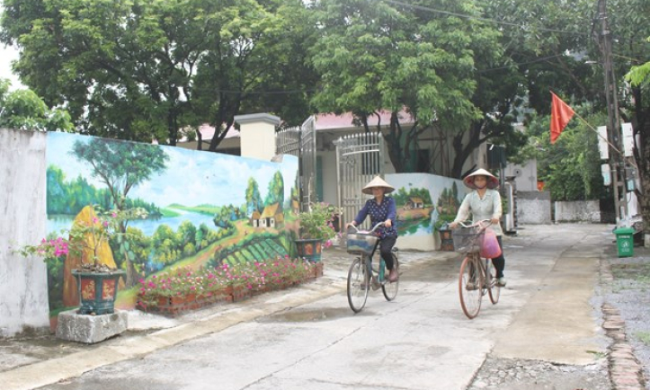 Ninh Bình: Lạc lối với những con đường bích họa tại vùng quê yên bình