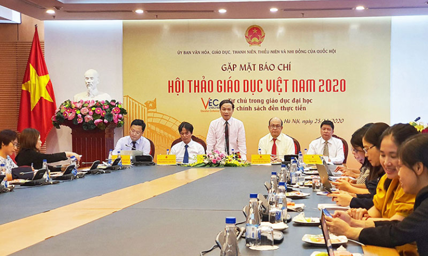 Tìm giải pháp cho tự chủ giáo dục đại học