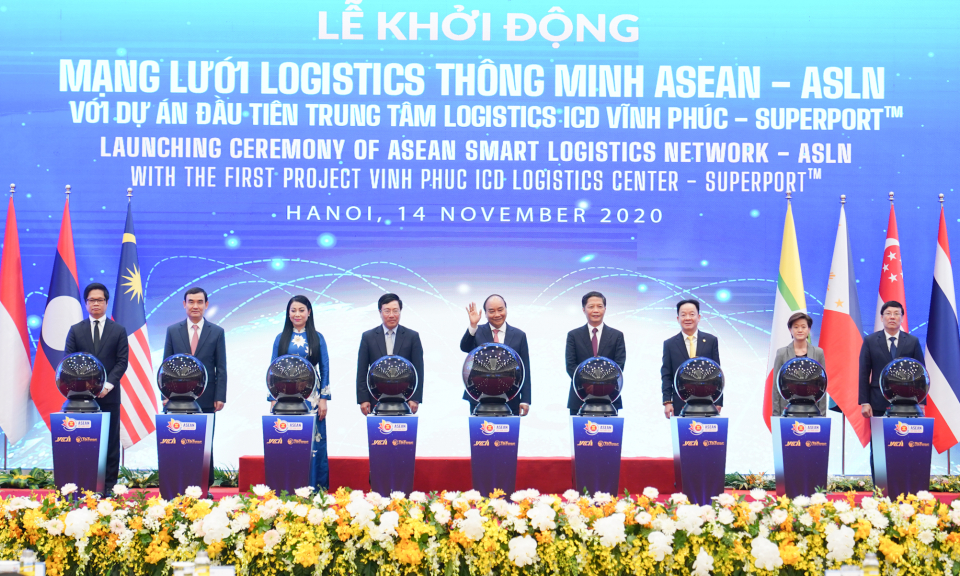 Thủ tướng Việt Nam – Singapore khởi động Mạng lưới Logistics thông minh ASEAN