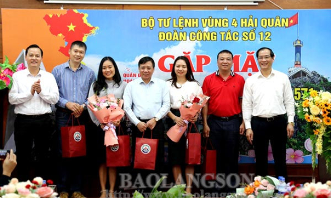 Gặp mặt đoàn công tác Trường Sa số 12