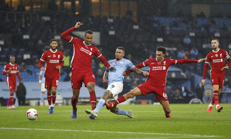 Man City chia điểm với Liverpool trên sân Etihad