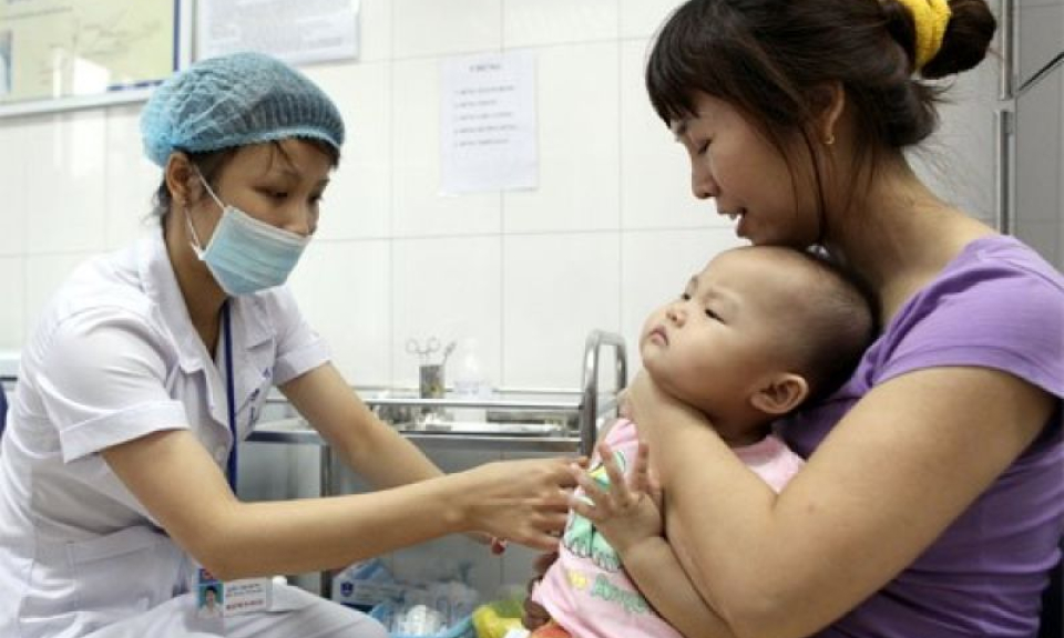 Vì sao bà bầu nên tiêm vaccine phòng ho gà?