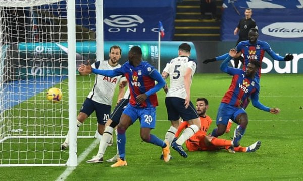 Tottenham bị Crystal Palace cầm chân 1-1