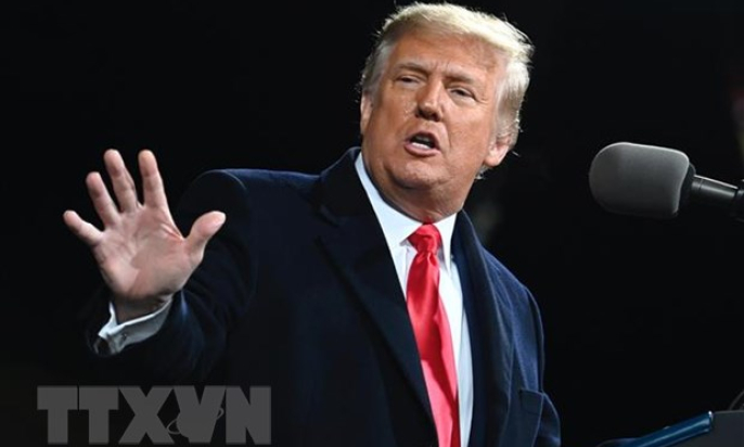 Tổng thống Mỹ Trump ký ban hành đạo luật ngân sách tạm thời