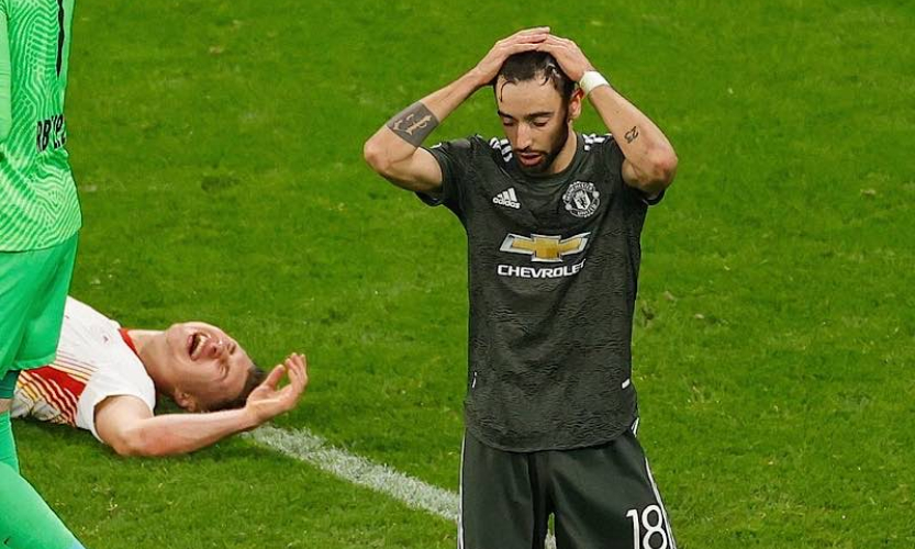 Bại trận trước Leipzig, Man United xuống chơi Europa League