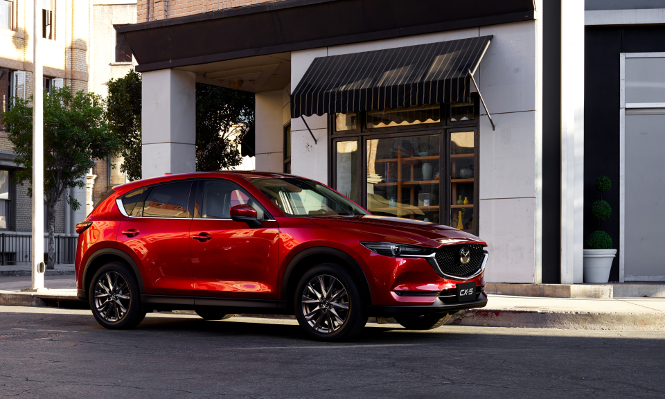 MAZDA CX-5 dẫn đầu phân khúc SUV cỡ trung năm 2020